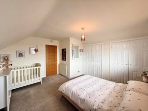 Photo 21- click for photo gallery